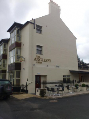  Anglesey Arms Hotel  Менай Бридж